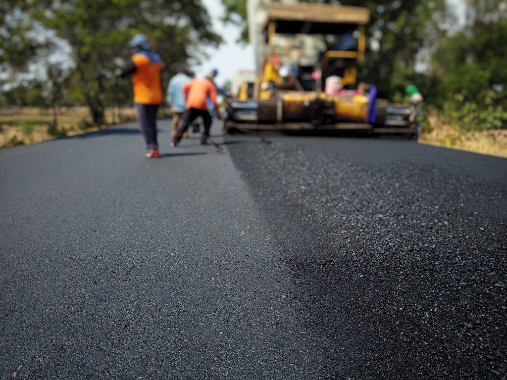 Asphalt driveway paving in Glen Burnie, MD, the best asphalt paving in Glen Burnie, MD