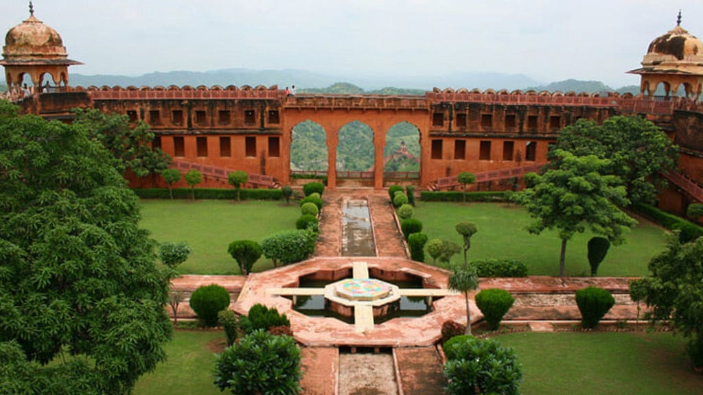 Jaigarh Fort