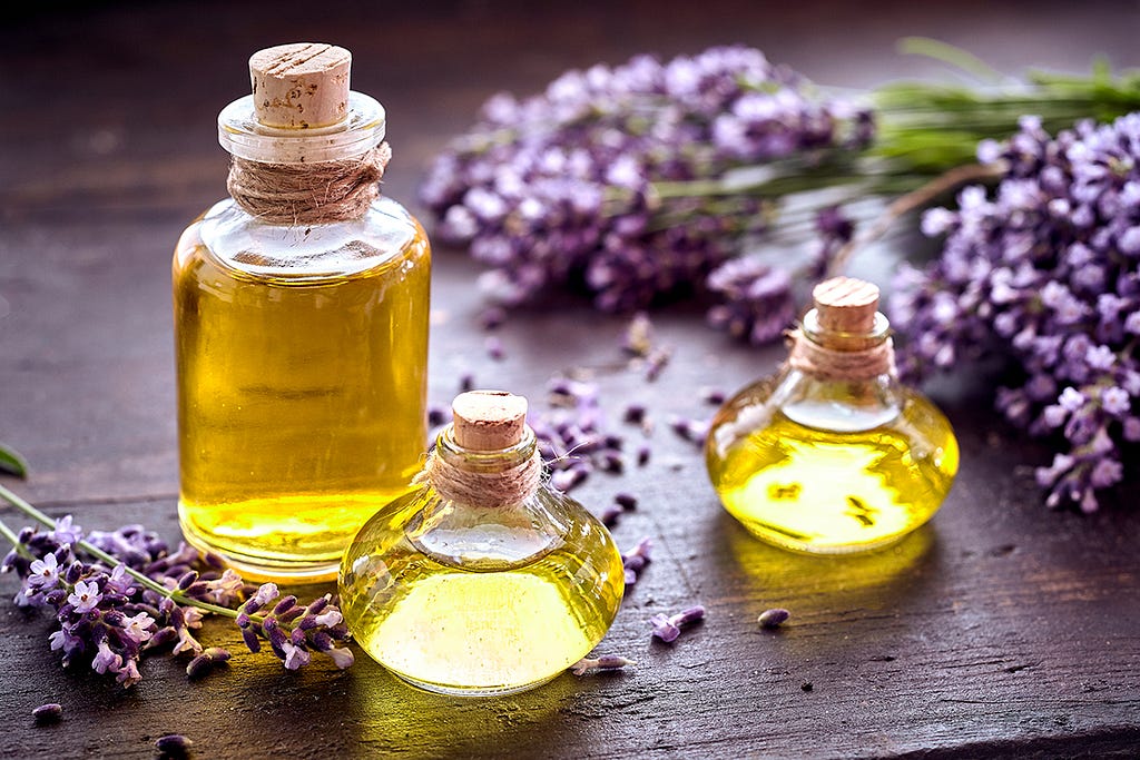 essential oils with dried lavender