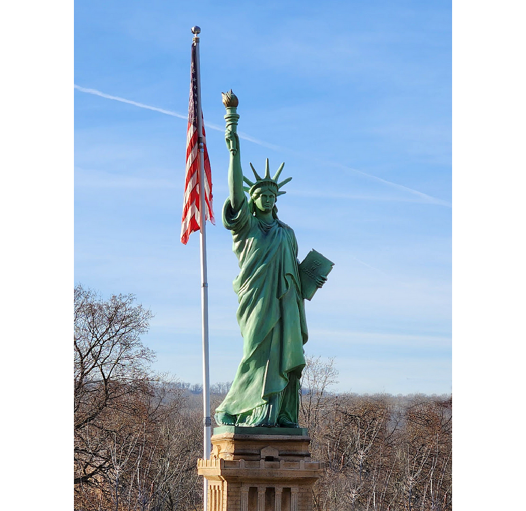 Statue of Liberty replica