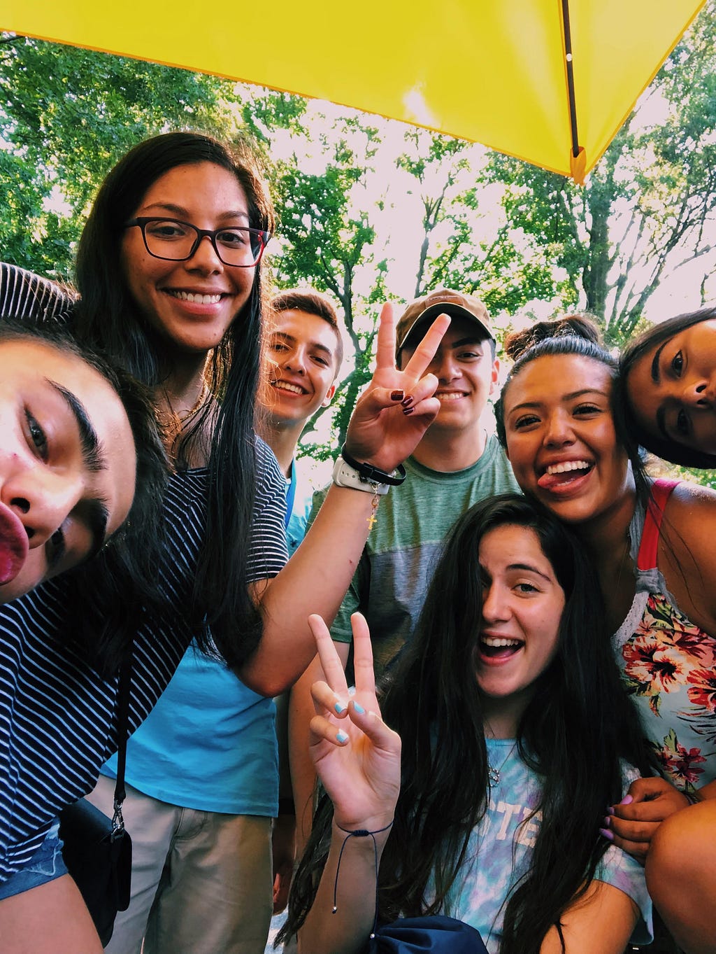 Seven students posing for a selfie