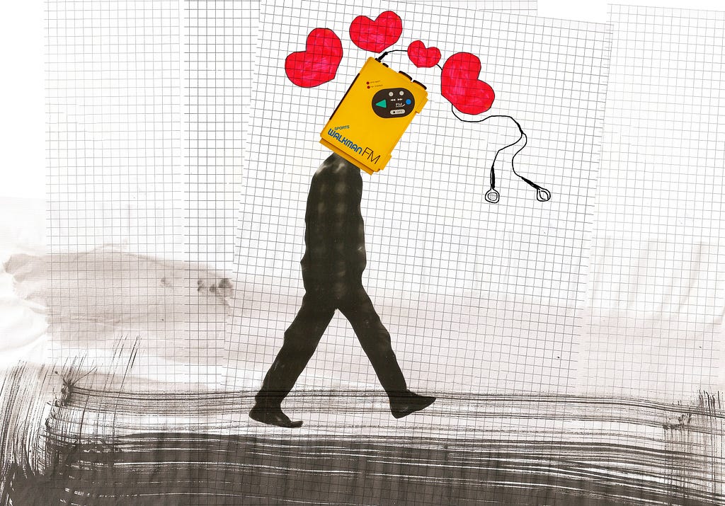 Colagem revela um homem caminhando em perfil no sentido esquerda para a direita. A sua cabeça é um walkman antigo amarelo e acima dela há vários corações vermelhos. O fundo da imagem traz riscos e padrões abstratos. A ilustração é de Alexandre do Amaral.