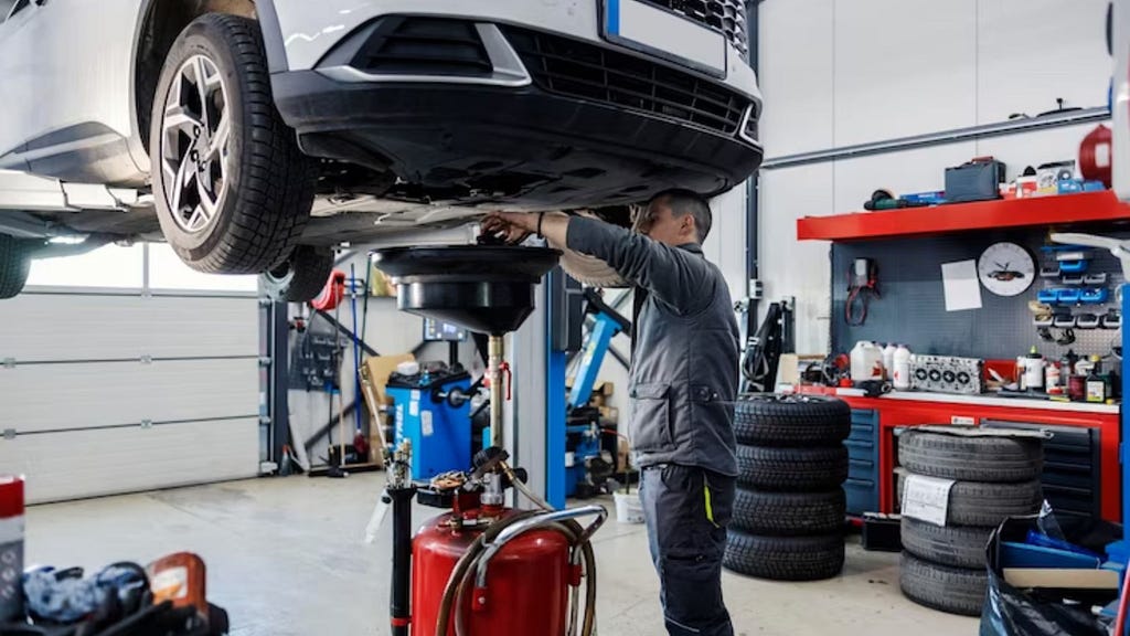 How Car Mechanic Helps To Keep Your Car As Good As New?