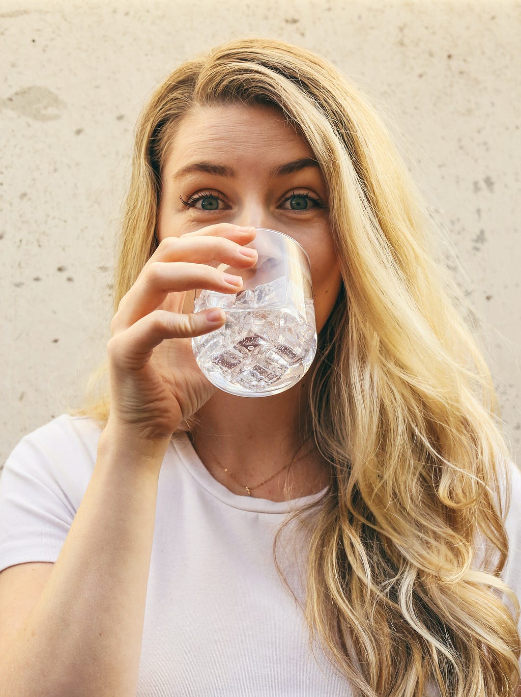 drinking water, benefits of water, water for mental and physical health