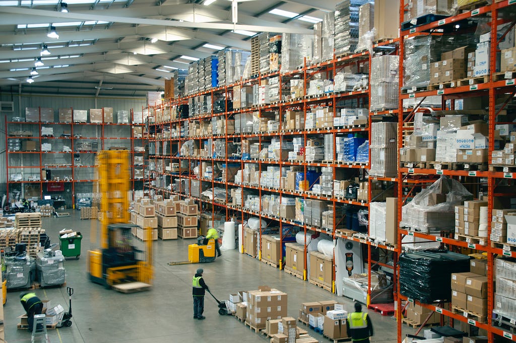 5 Huge Benefits of Outsourcing Warehouse Operations