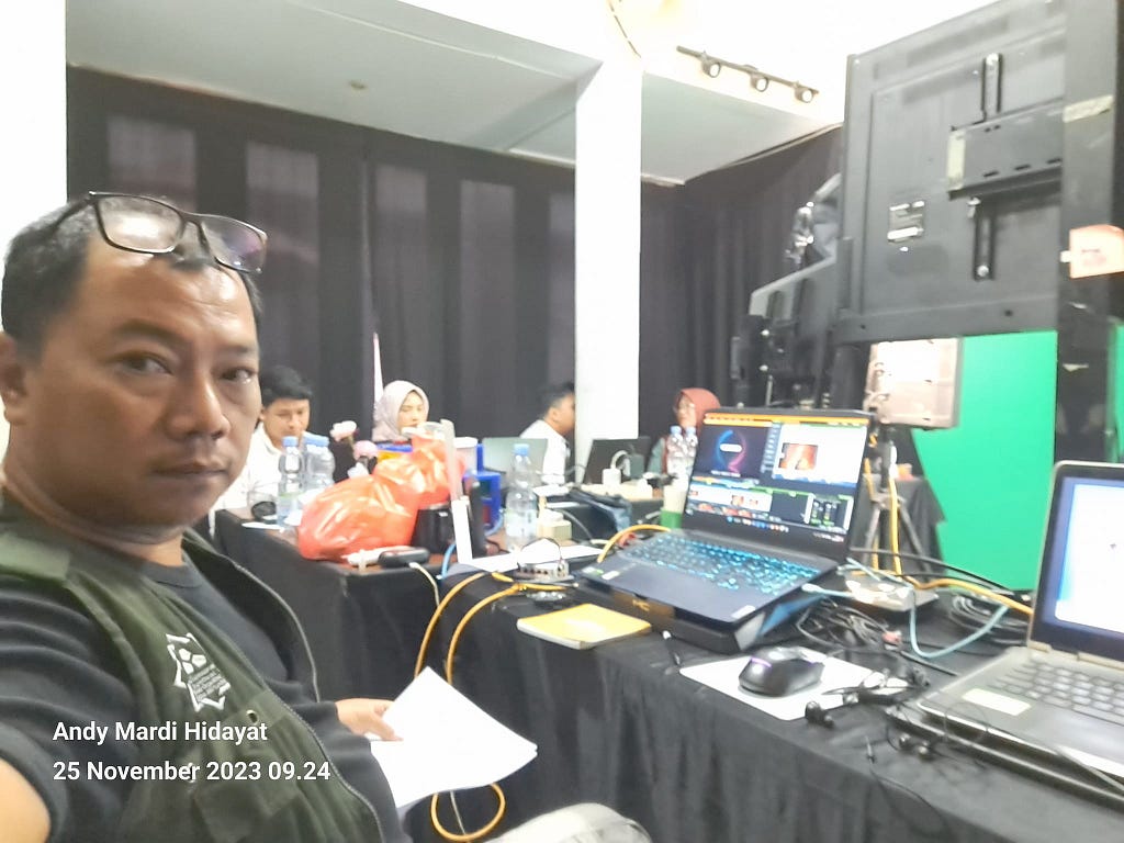 Operator Live Streaming