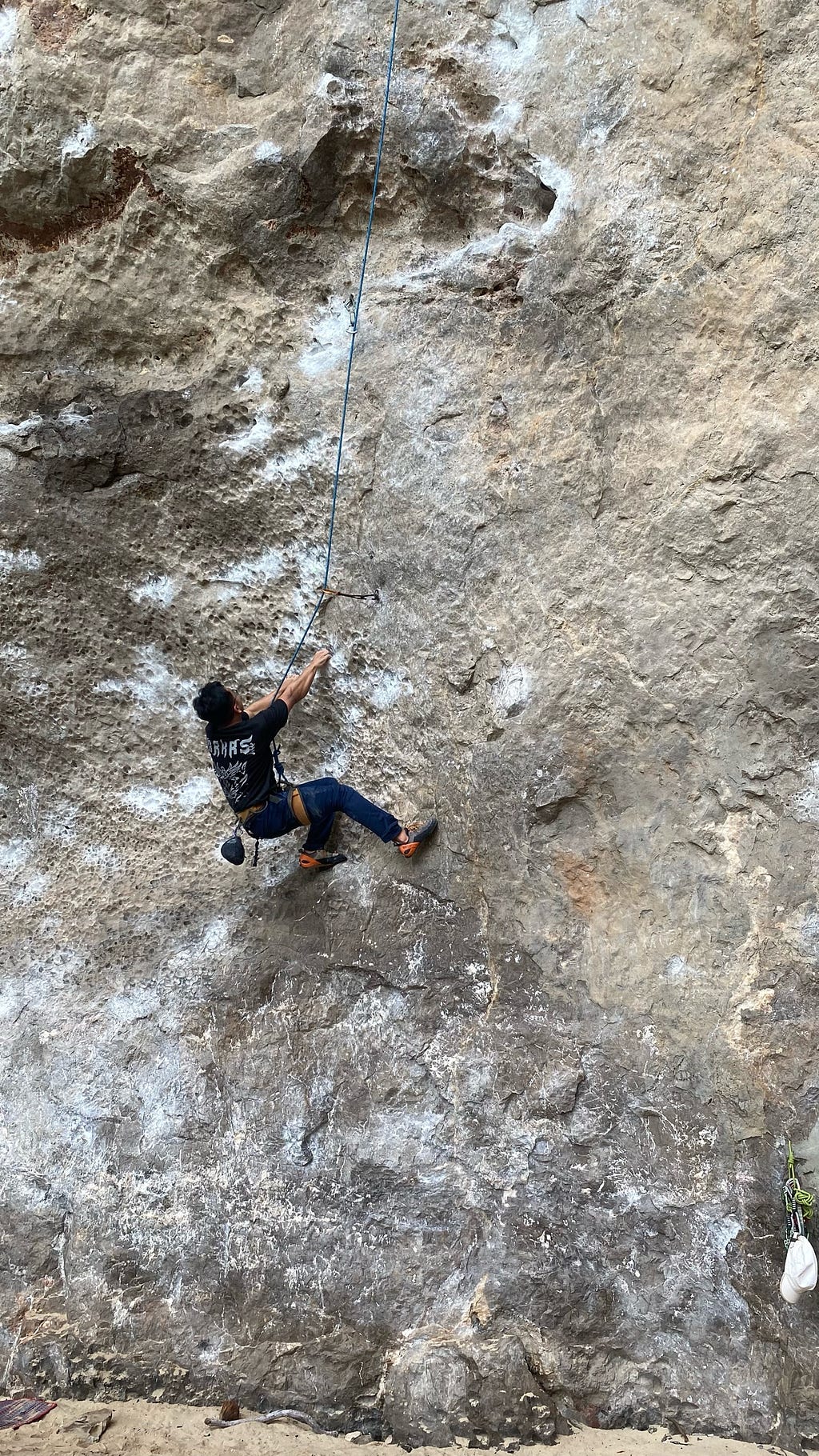 Krabi Half Dragon 7b+ Attempt on Top Rope while on a non-climbing trip