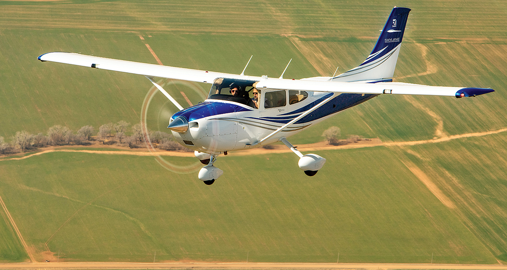 Photo of airplane flying.