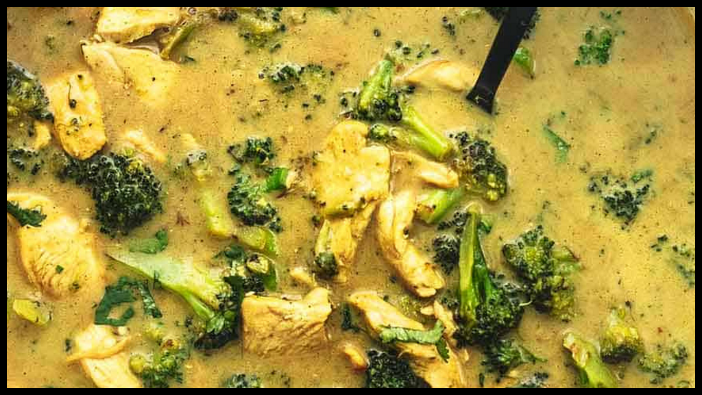 Keto Broccoli Curry with Chicken