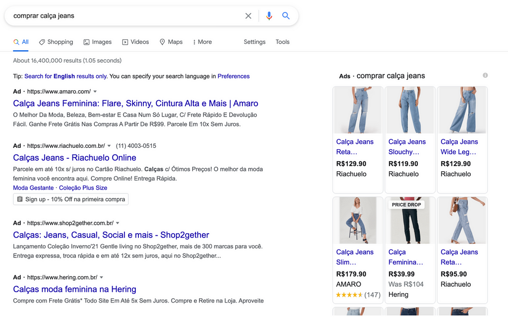 Printscreen de um resultado de busca de compra de calças jeans no google, mostrando anúncios destacados.