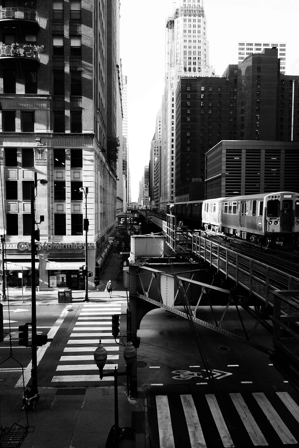 Chicago street photography by Kiki