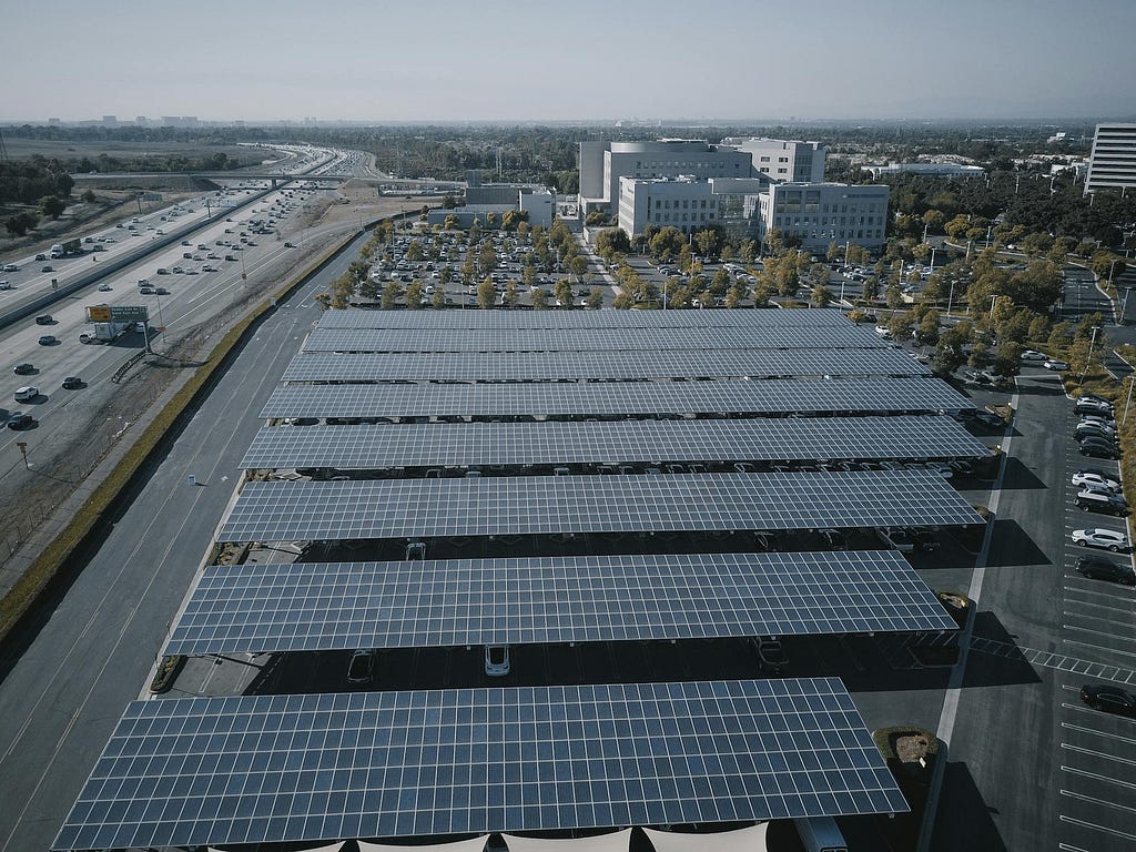 An image showing solar panels in a city — Rhinobay Energy