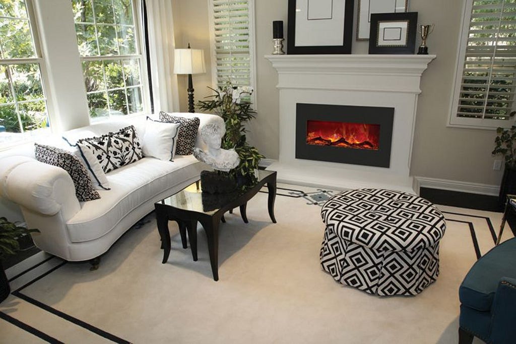 A living room with a fireplace — CC0 Public Domain