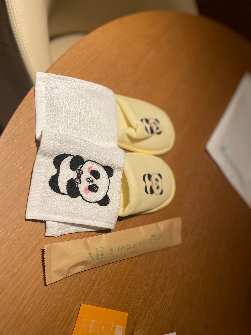 Baby welcome kit at the hotel: toothbrush, slippers, towel…