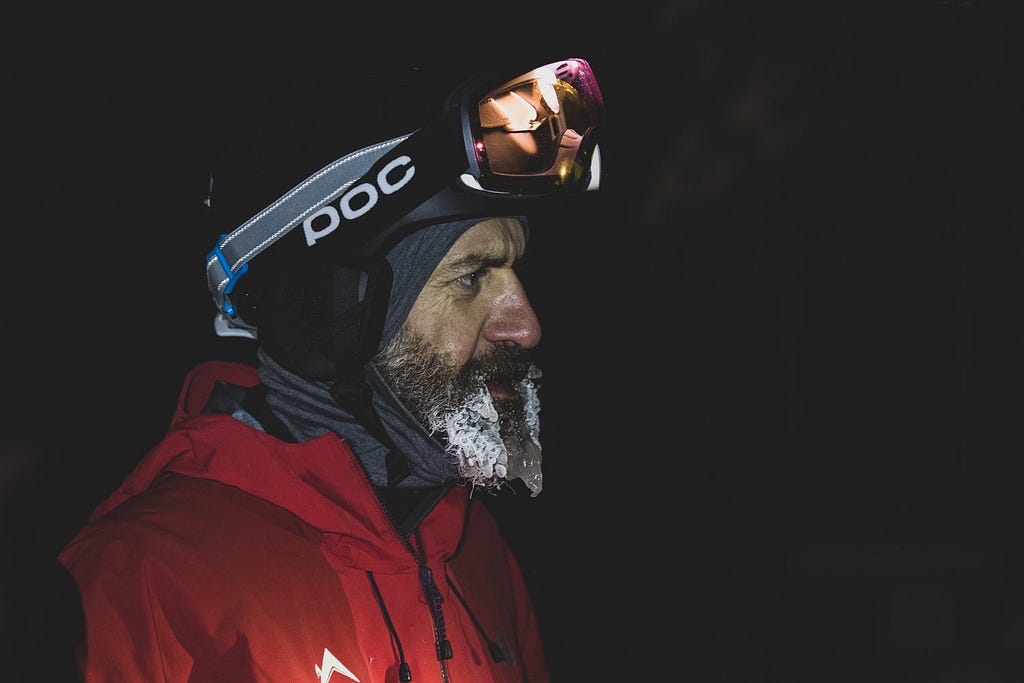 Arnaud Manzanini la barbe gelée par le froid