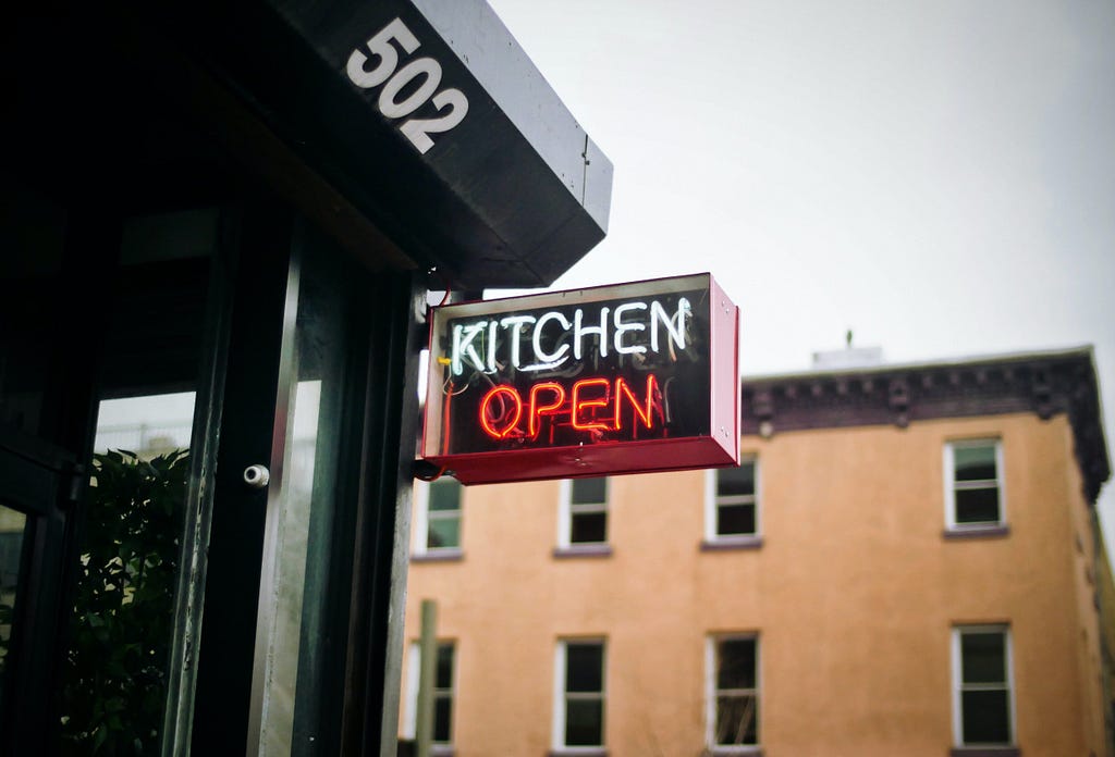ghost kitchen, virtual kitchen, food delivery, delivery business, business model