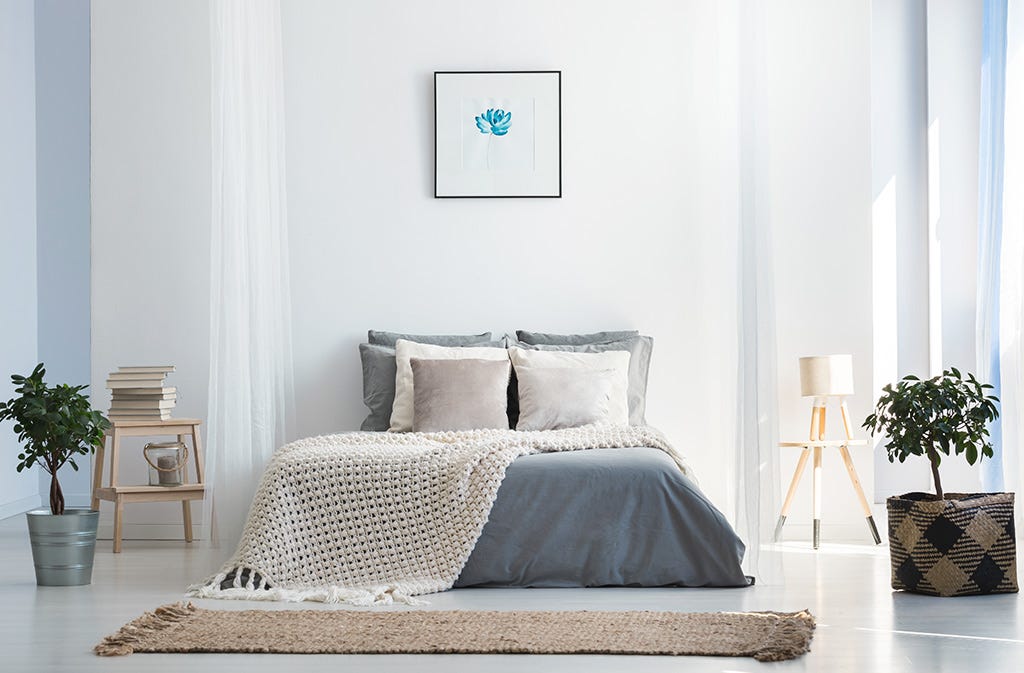 Best mattress for your bedroom decor