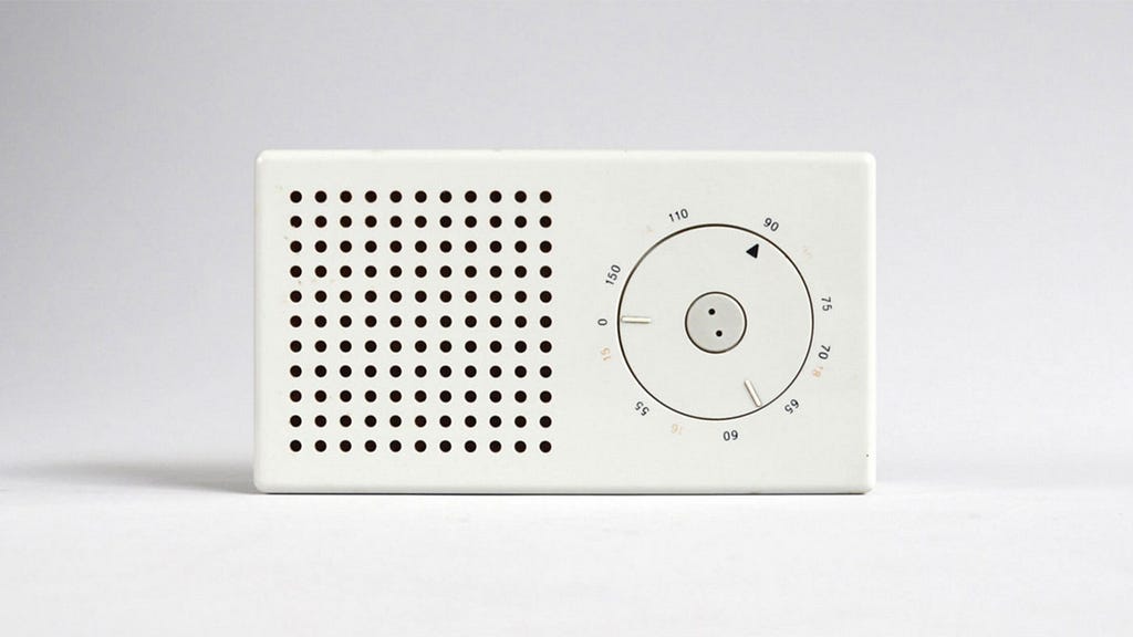 A minimalistic radio