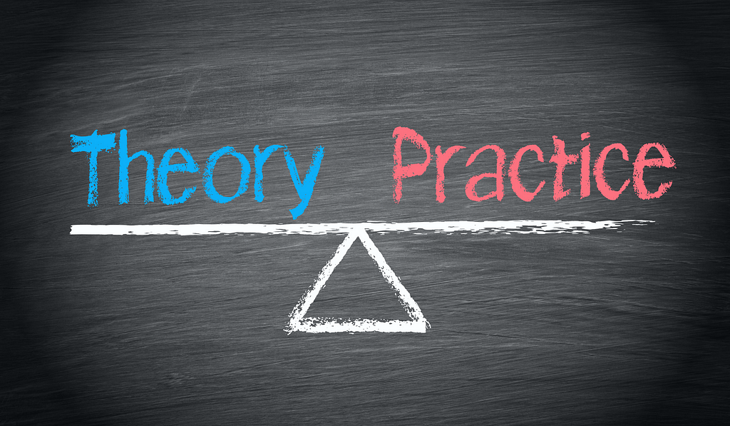 A scale illustrating a proportion between theory and practice in cyber security training