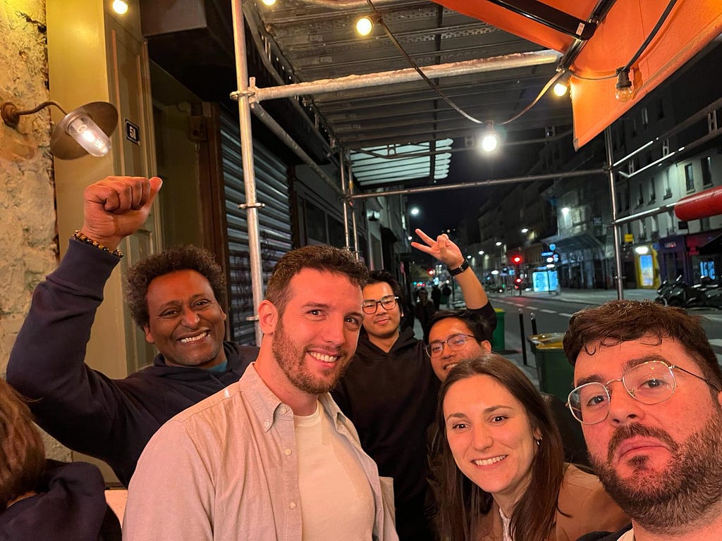 From left to right: I don’t remember everybody’s name so I won’t mention them, sorry it was a long night lol