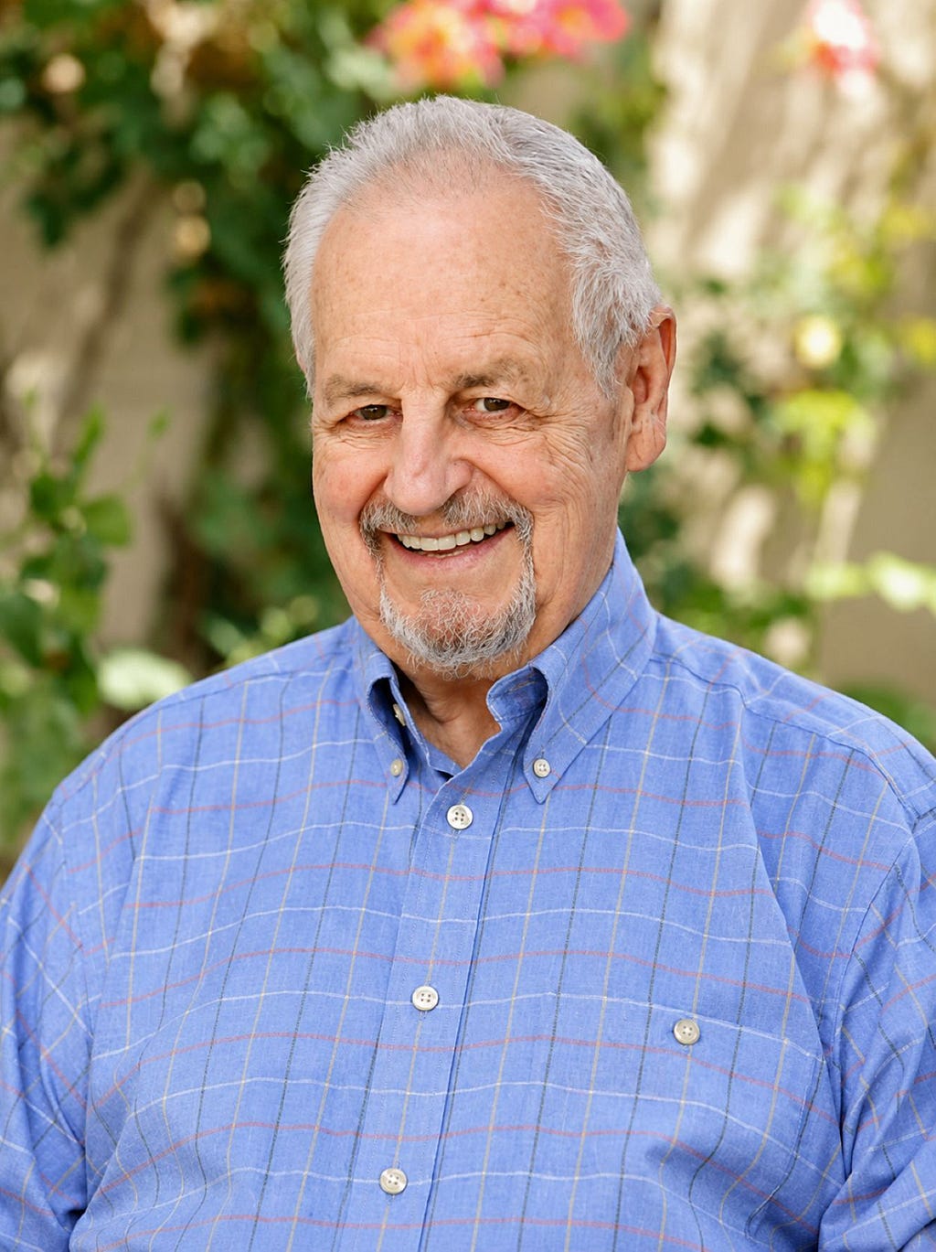 Veteran Actor Paul Dooley on Becoming Hollywood’s Ultimate Movie Dad, Rewriting Sixteen Candles…