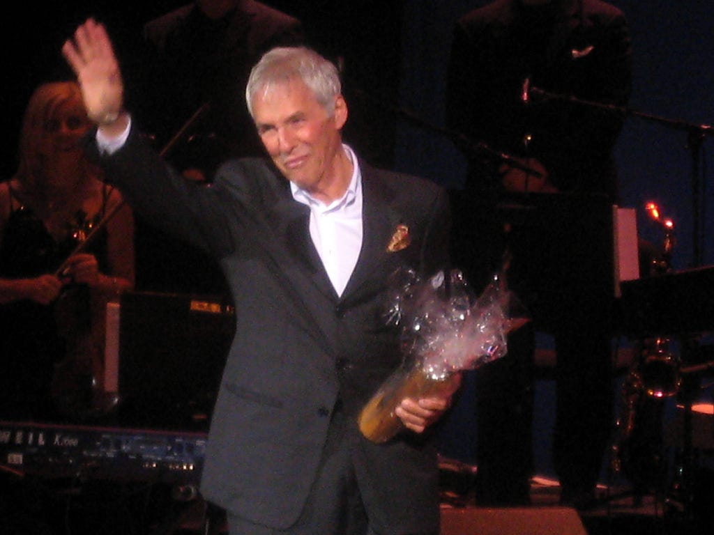 Farewell to a Legend: Remembering Burt Bacharach, the Mastermind Behind Iconic Hits