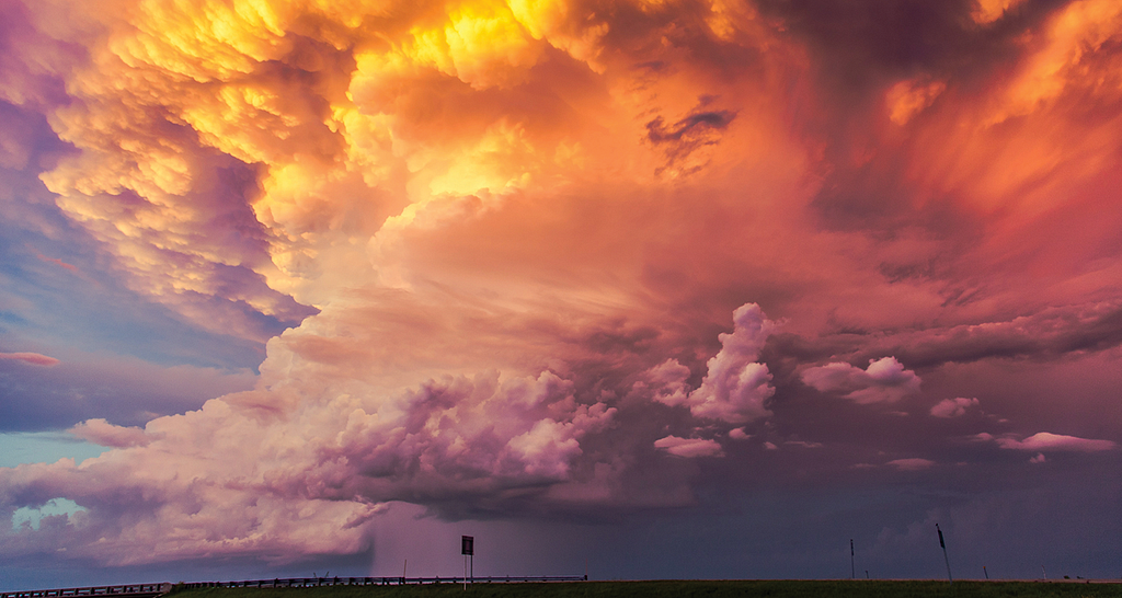 Photo of a pretty storm.