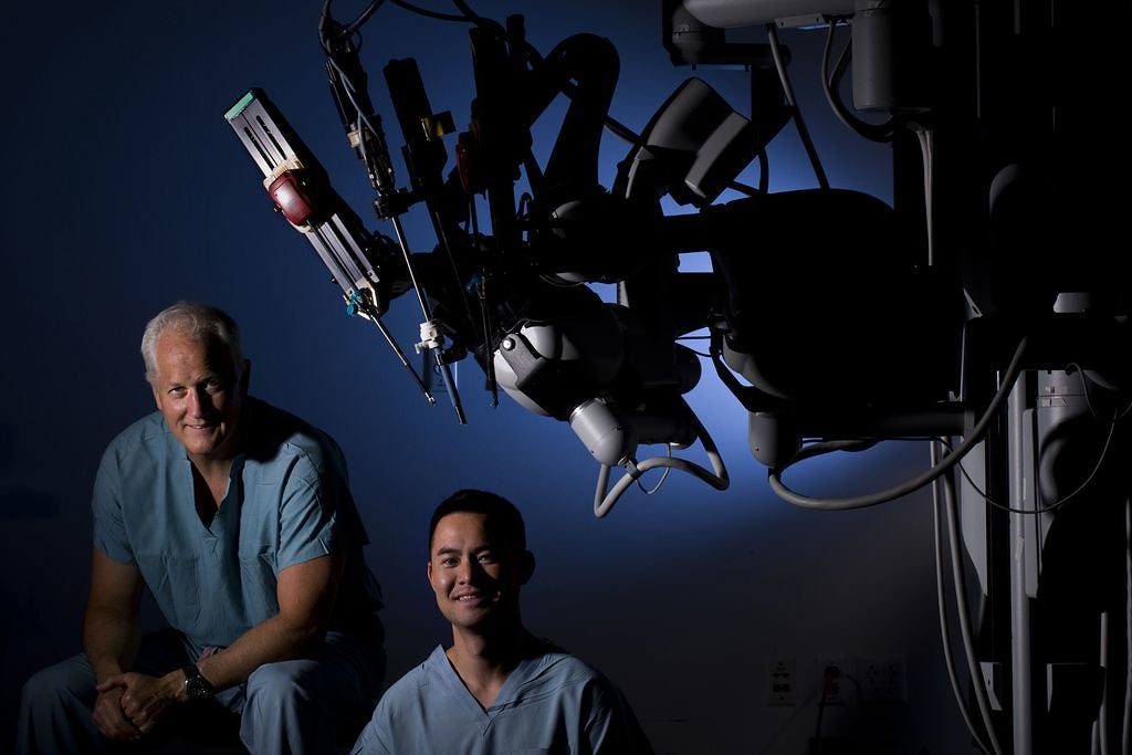 The da Vinci surgery robot uses machine learning to battle cancer and improve health