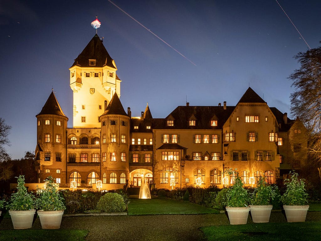 Berg Castle, illuminated at night