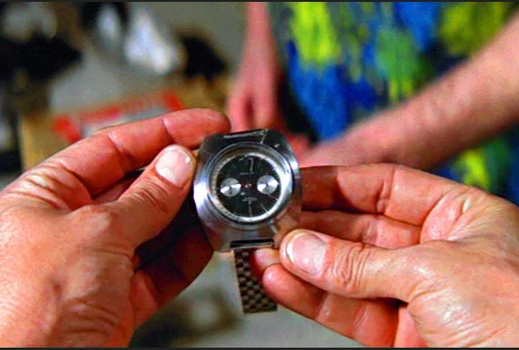 Breitling Top Time modificato in un fotogramma del film