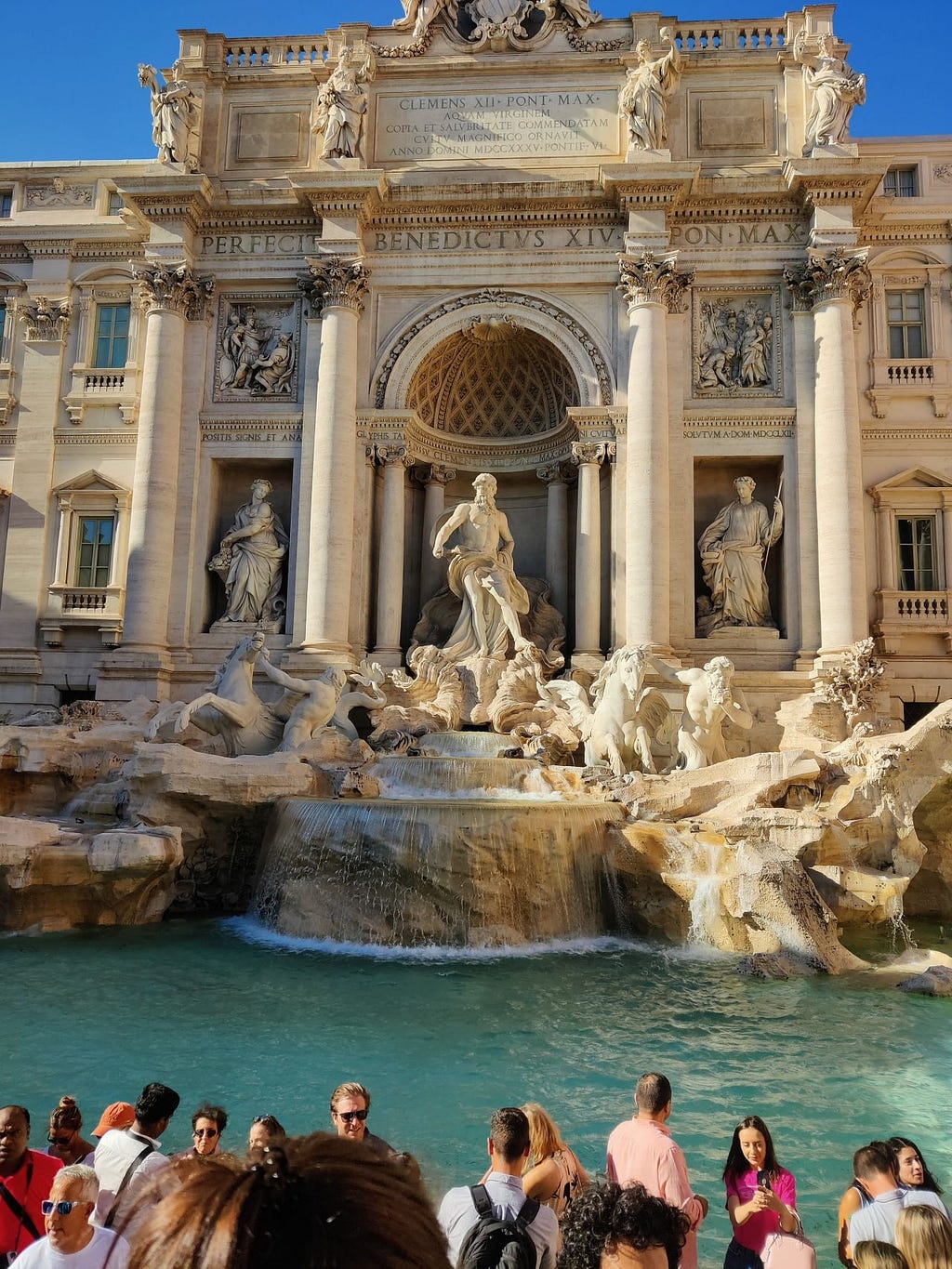 Image of the trevi fountain in rome during the day