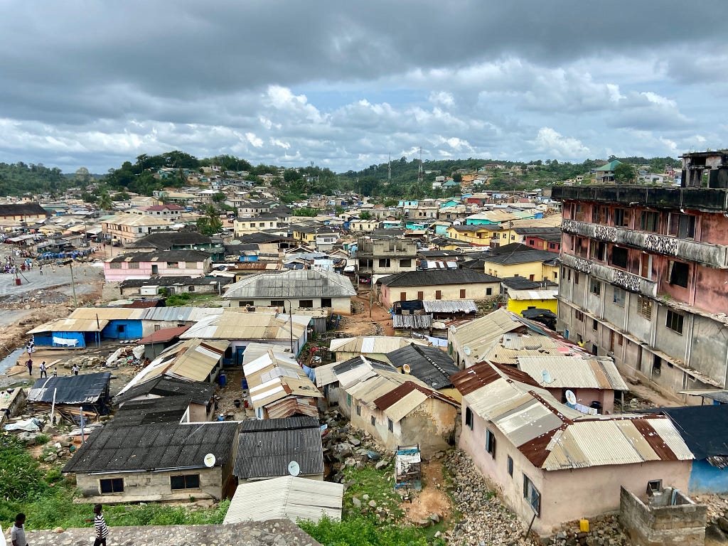 Panoramic view of an informal settlement in Ghana