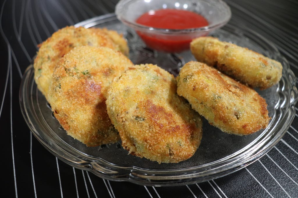 Cheesy Chicken Potato Cutlets Recipe