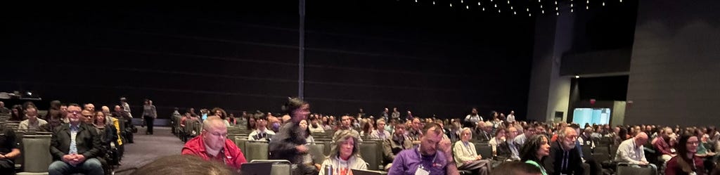 The opening plenary audience, with a few thousand scholars and educators.