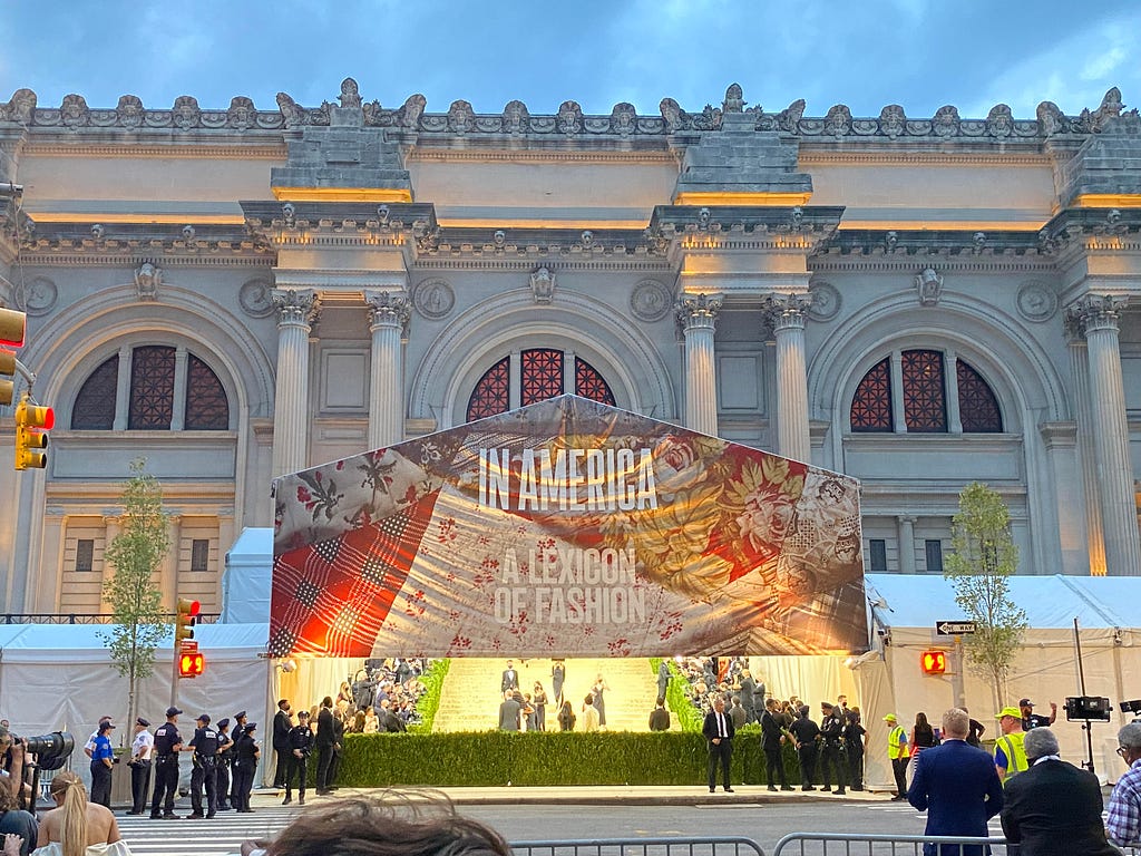 Photo of the 2021 enterance to the Metropolitan Museum of Art