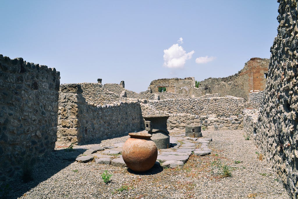 Ruin house in Pompeii