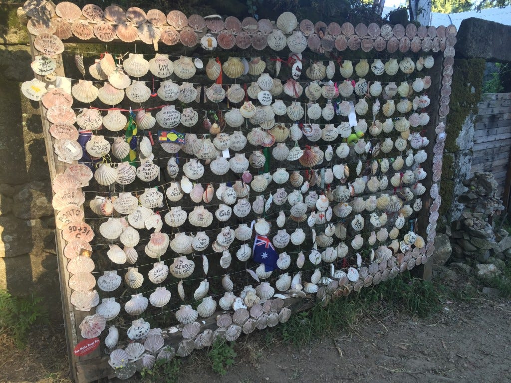 A makeshift ‘wall’ of shells with personal messages