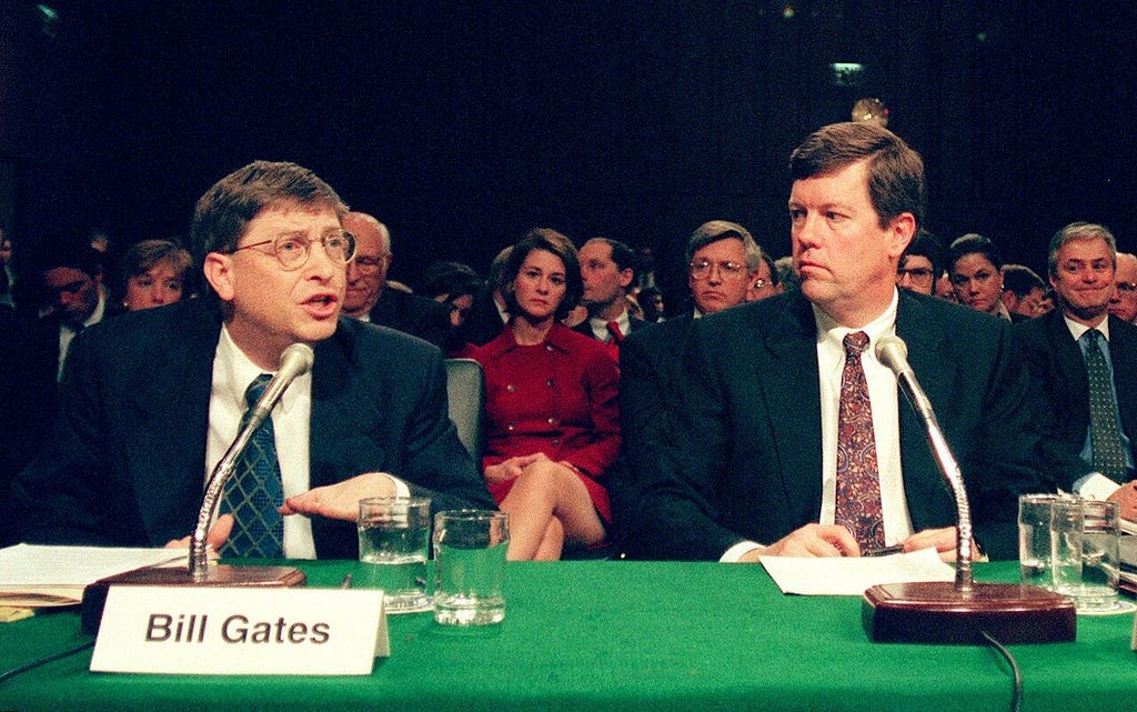 A young Bill gates and Steve Ballmer in Court