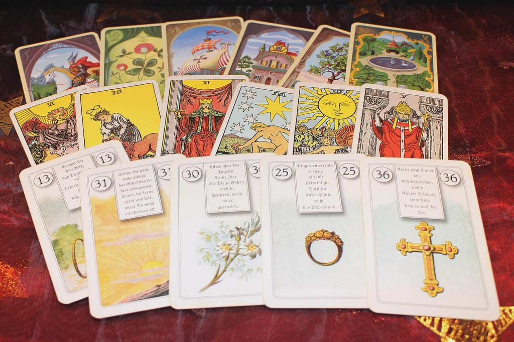 Bagaimana berlangsungnya konsultasi Tarot ?