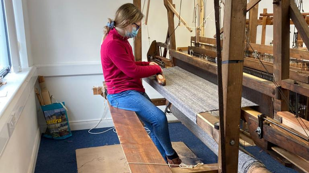 Weaving in practice