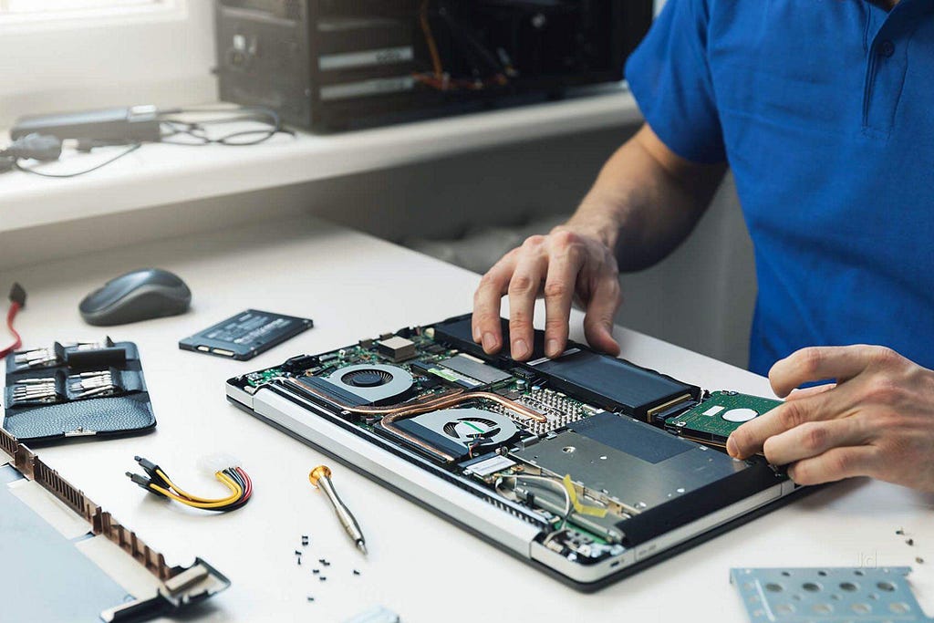 macbook repair in dubai