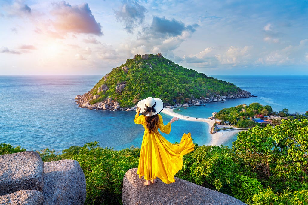 Beautiful Nang Yuan Island in Thailand | xTripz Network — Decentralized Community Owned and Governed Travel Platform