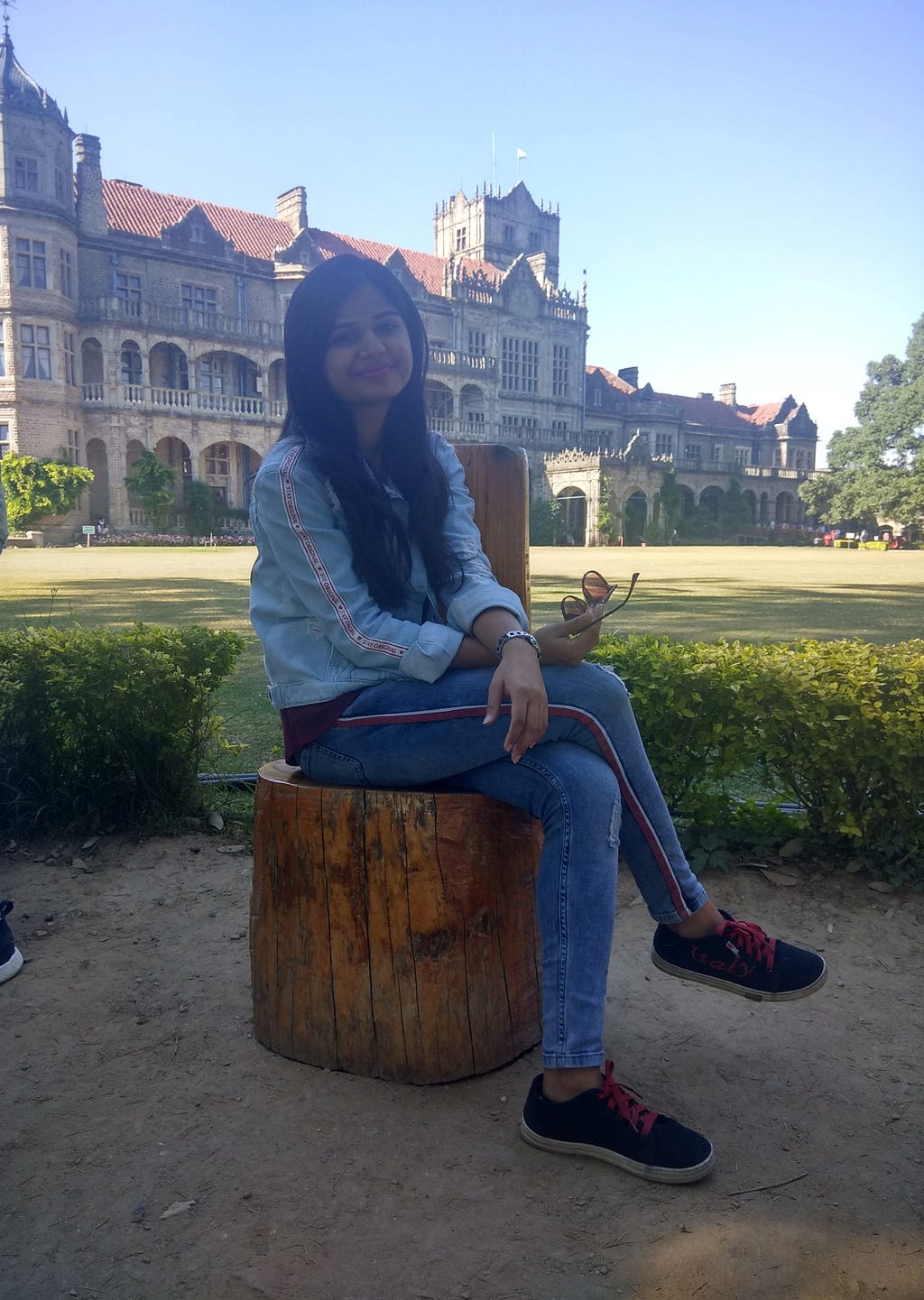 Pause the Moment- I am in Shimla, The Queen of Hills