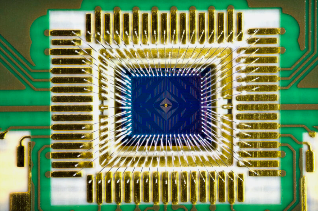 Image of Tunnel Falls processer with no hardware — Intel