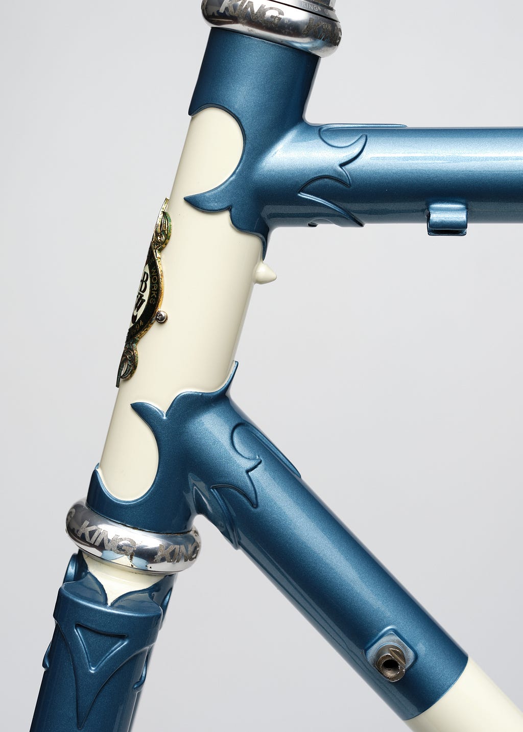 Head tube and lugs of a 1995 Rivendell Road bicycle