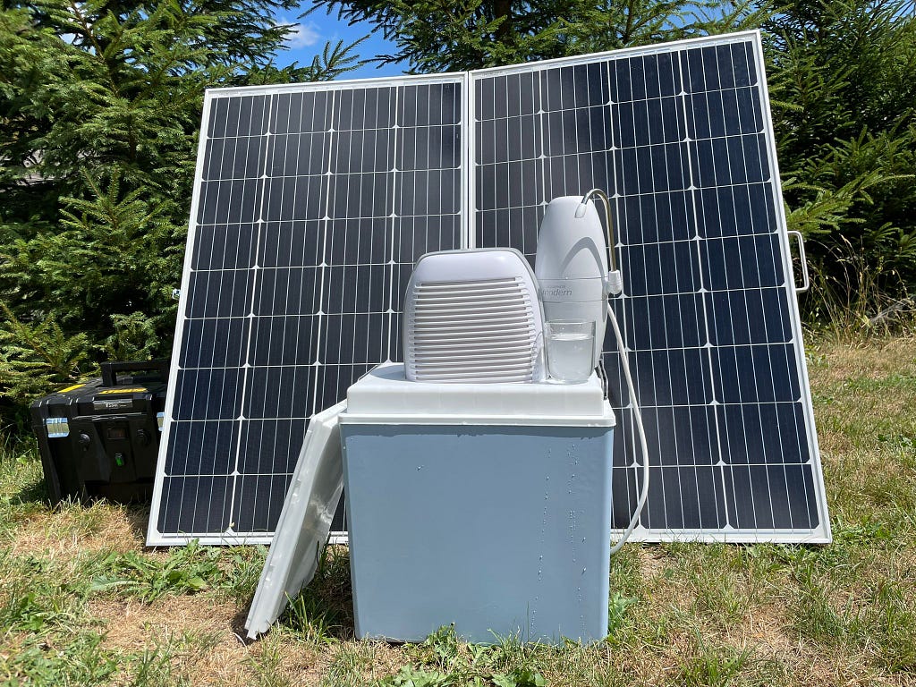 An outdoor / home-based AWG unit, with solar panel.