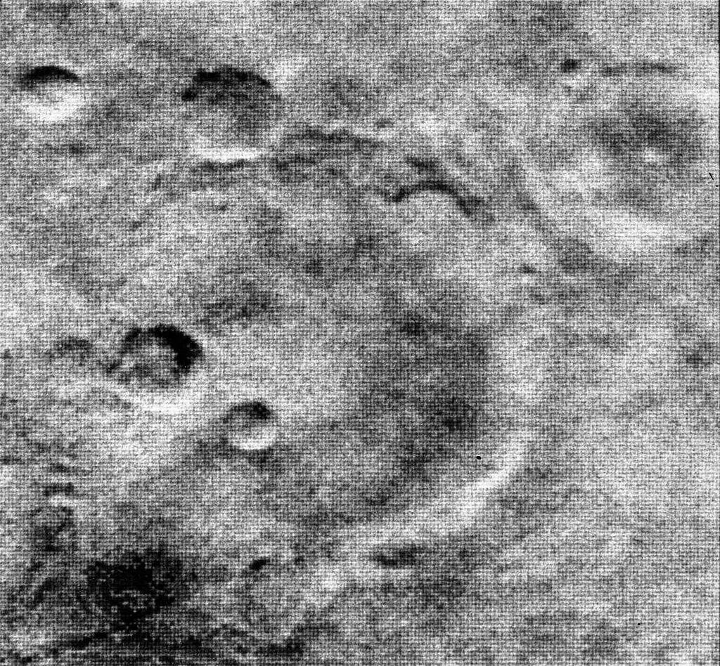 After an eight-month voyage to Mars, Mariner 4 makes the first flyby of the red planet, becoming the first spacecraft to take close-up photographs of another planet.