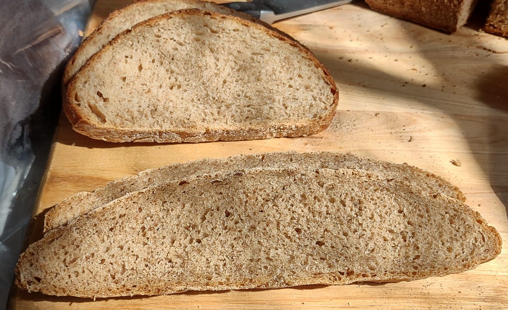 Overproofed rye bread (bottom); properly proofed rye bread (top)