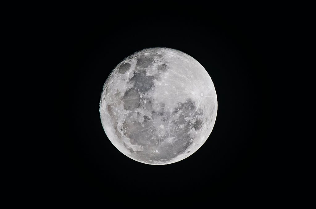 Imagem mostra a lua