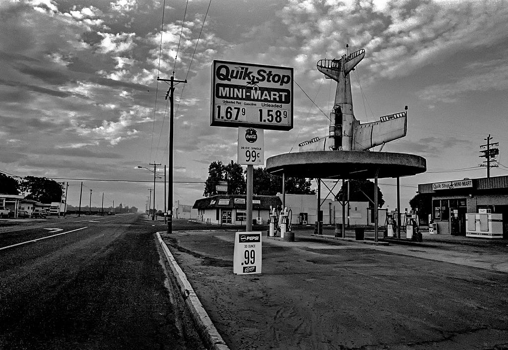 Quick Stop Mini Mart — Caruthers, California. Photo: Robert Gumpert 1999
